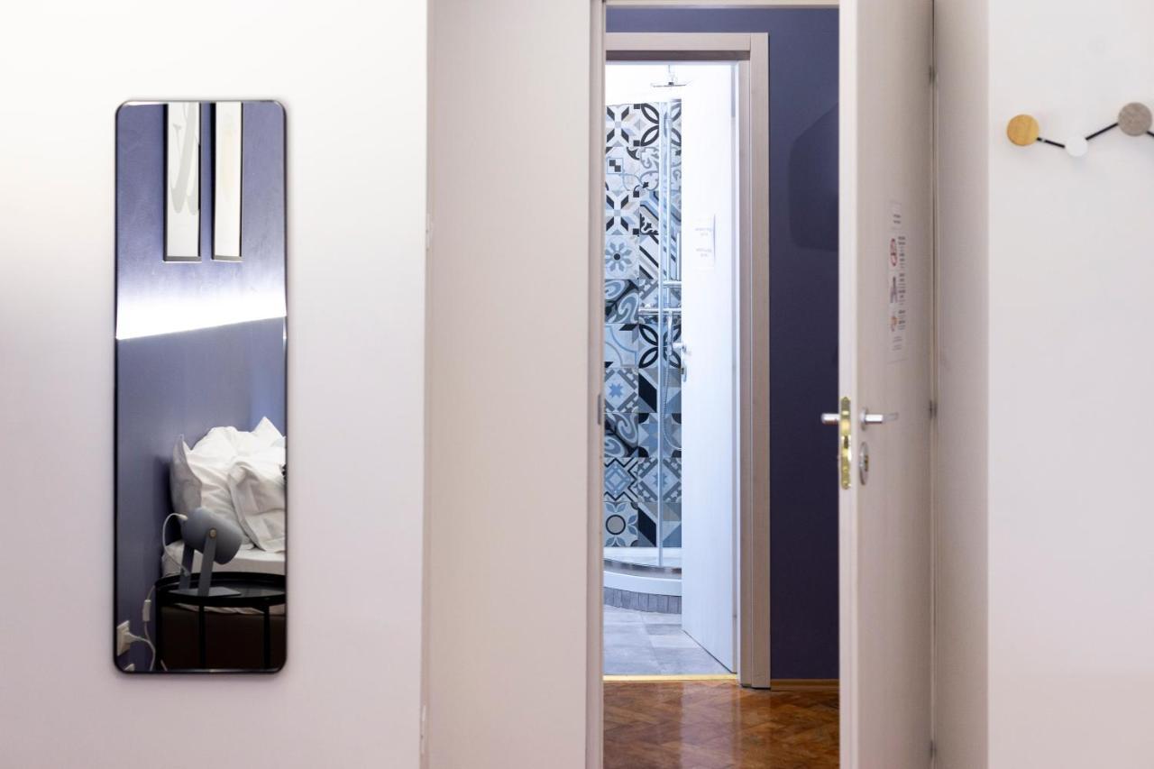 Pregiata Camera Con Bagno Privato - Blu Di Persia Trieste Extérieur photo